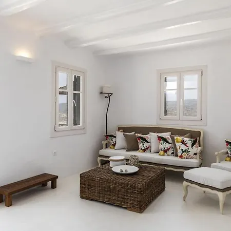 Villa Aura *