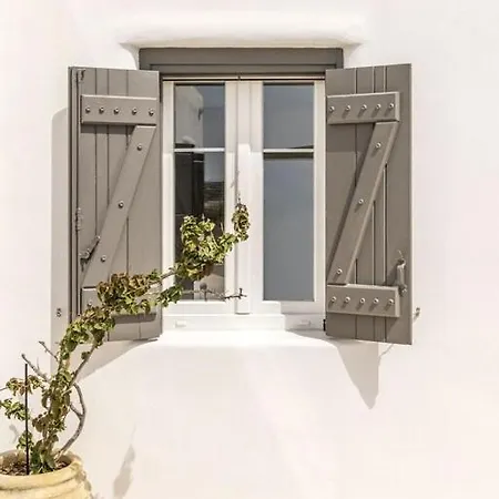 Aura Villa